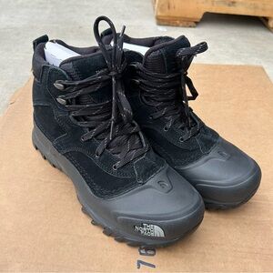 The North Face TNF Black Snowfuse Waterproof Insulated Winter Snow Boots Size 8